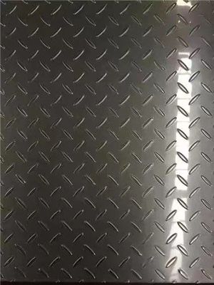Shipbuilding 1800mm Diamond Pattern Metal 4x8 Diamond Plate Steel